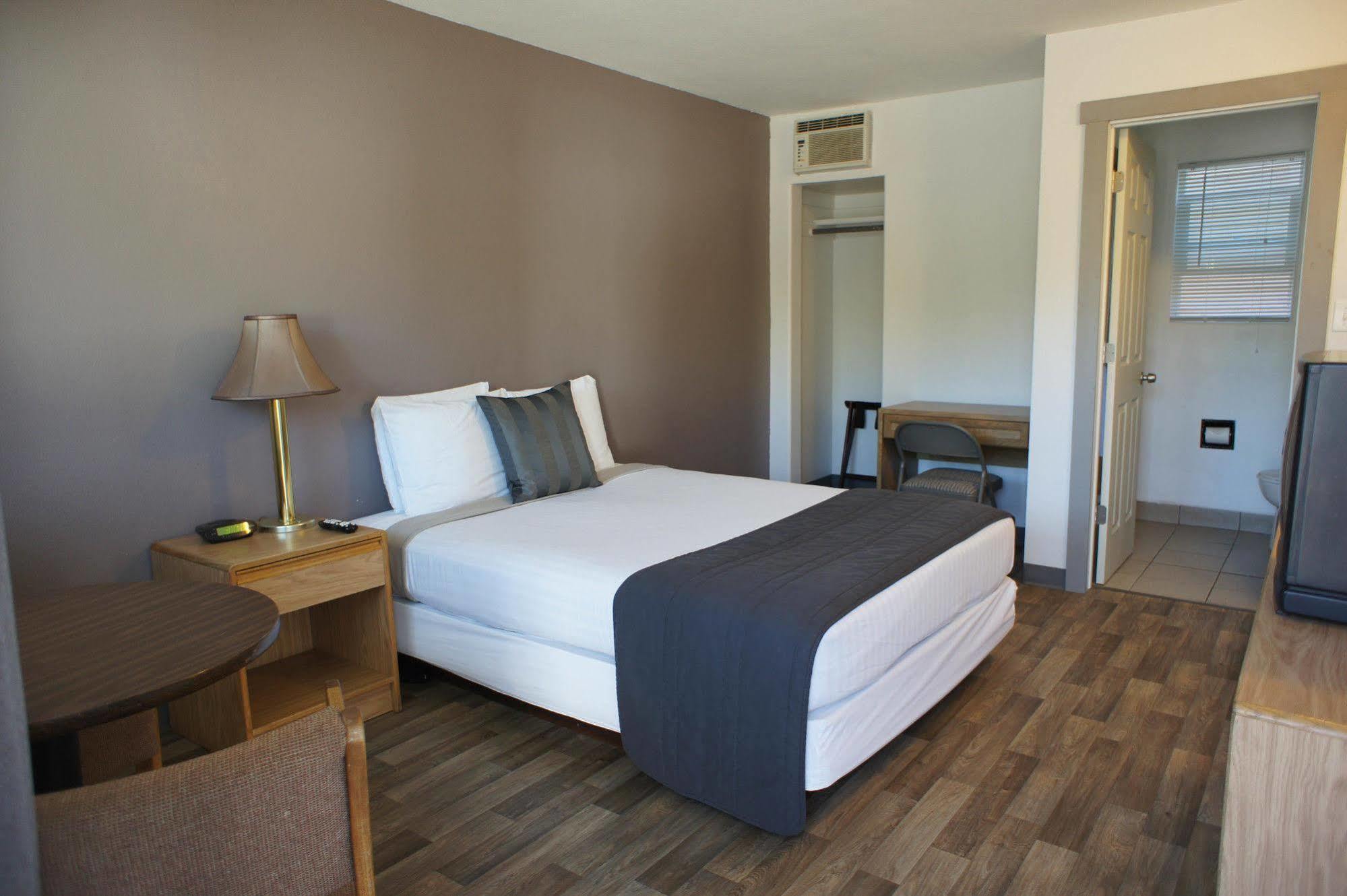 City Center Motel มิสซูลา ภายนอก รูปภาพ